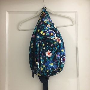 Vera Bradley shoulder bag backpack EUC Like new